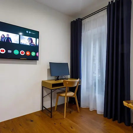 Hretska Street Appartement *